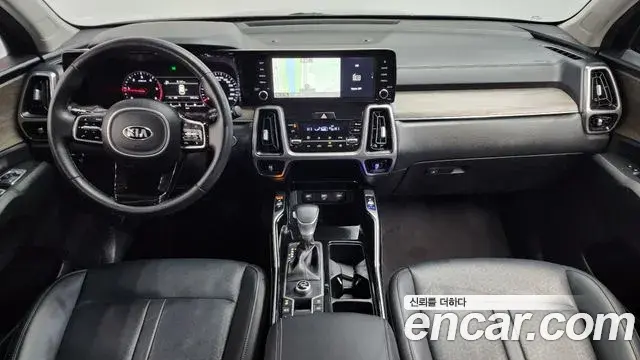 Kia Sorento 2021 — Photo 7/20