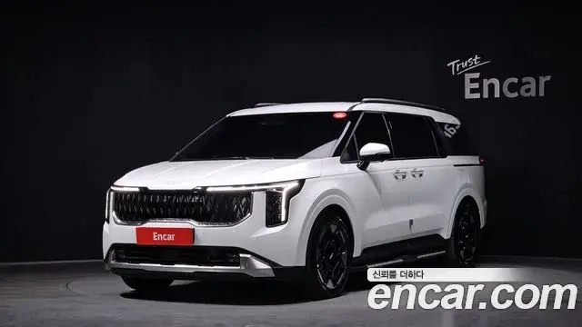 Kia Carnival 2024 — Photo 1/20