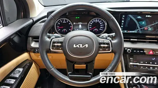 Kia Carnival 2022 — Photo 13/20