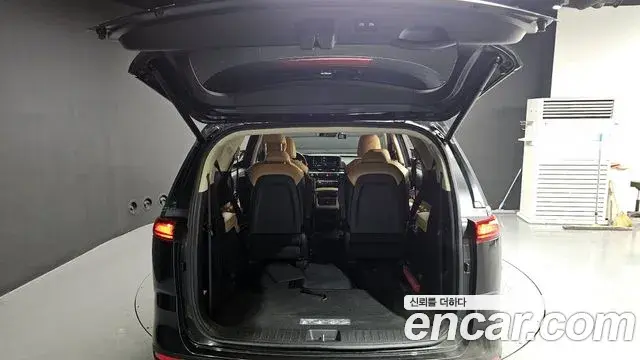 Kia Carnival 2022 — Photo 20/20