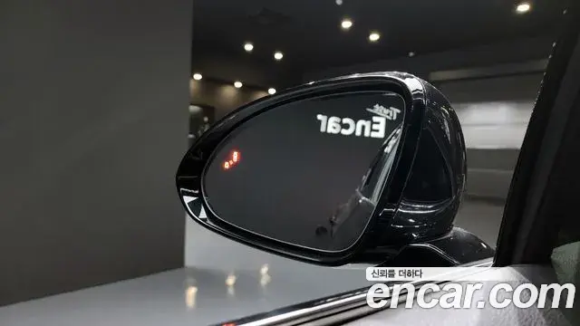 Genesis Electrified G80 2020 — Photo 19/20
