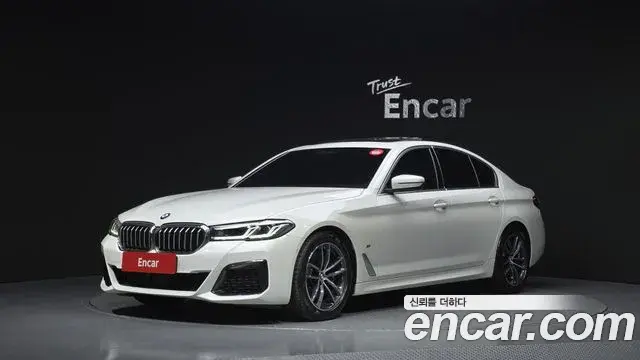 BMW 5 Series 2022 — Фото 1/20