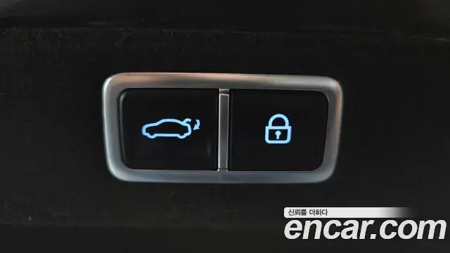 Hyundai Grandeur 2023 — Photo 19/20