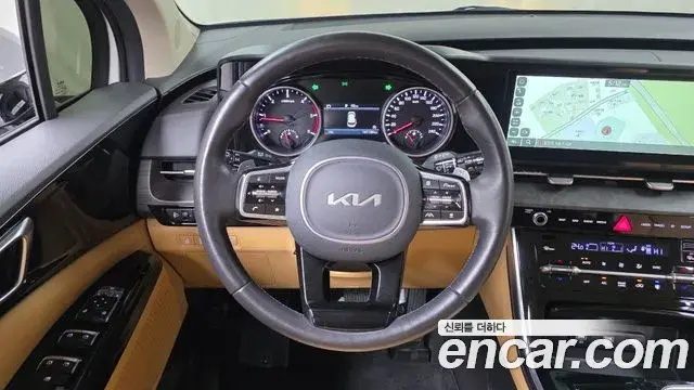 Kia Carnival 2022 — Şəkil 13/20