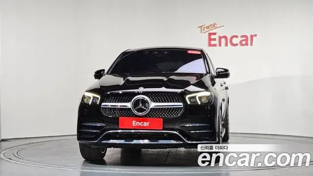 Mercedes-Benz GLE-Class 2023 — Photo 3/20