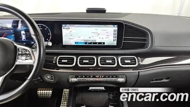 Mercedes-Benz GLE-Class 2023 — Photo 14/20