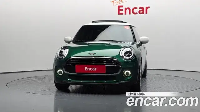 Mini Cooper 2021 — Photo 3/20