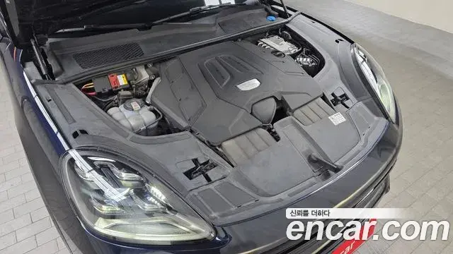 Porsche Cayenne 2021 — Şəkil 13/20