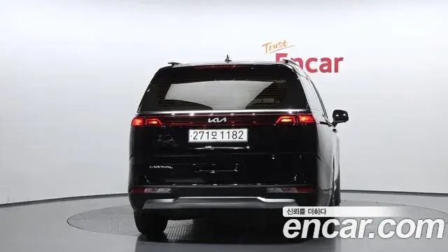 Kia Carnival 2022 — Photo 4/20