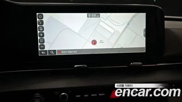 Kia Carnival 2022 — Photo 16/20