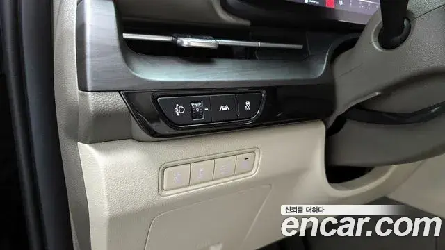 Kia Carnival 2022 — Photo 18/20
