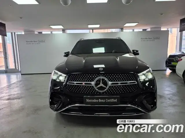 Mercedes-Benz GLE-Class 2025 — Photo 2/17