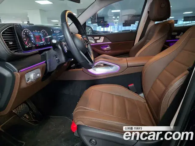 Mercedes-Benz GLE-Class 2025 — Photo 13/17