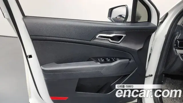 Kia Sportage 2022 — Şəkil 29/32