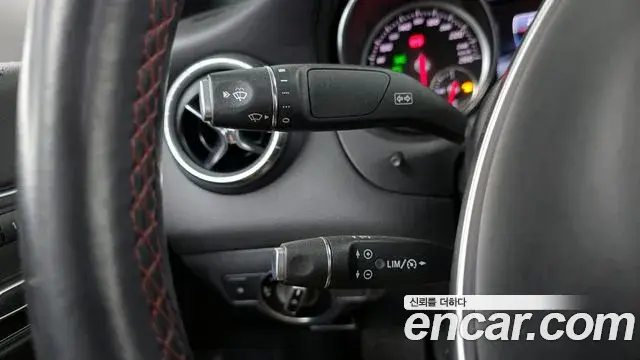 Mercedes-Benz CLA-Class 2018 — ფოტო 19/30