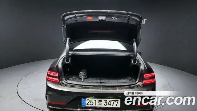 Genesis Electrified G80 2025 — Photo 20/20