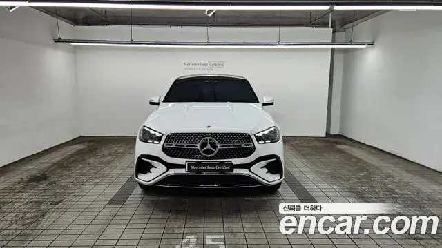 Mercedes-Benz GLE-Class 2023 — Photo 2/20