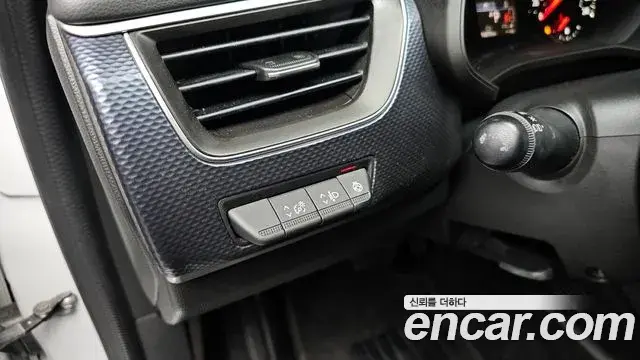 Renault Samsung XM3 2022 — ფოტო 5/29