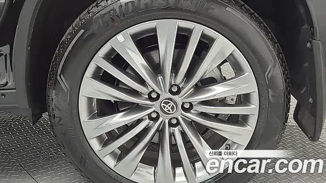 Toyota Highlander 2025 — Photo 4/20