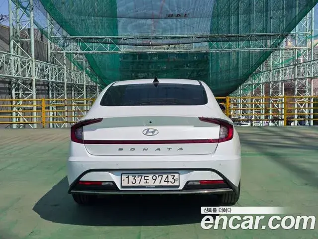 Hyundai Sonata 2019 — Фото 4/20