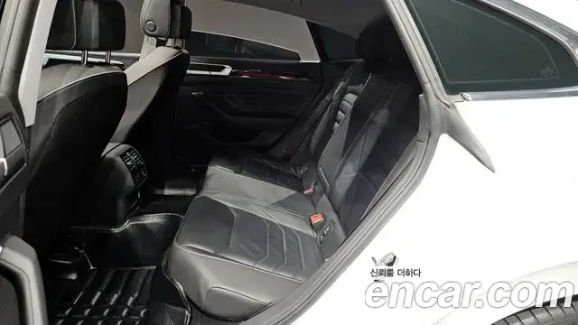 Volkswagen Arteon 2023 — Photo 2/32