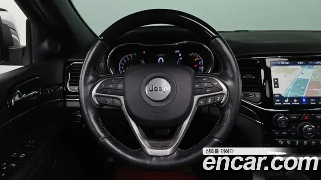 Jeep Grand Cherokee 2020 — Photo 13/20