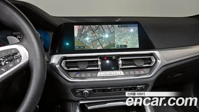 BMW 4 Series 2022 — Photo 12/20