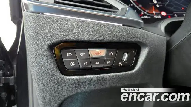 BMW 4 Series 2022 — Photo 18/20