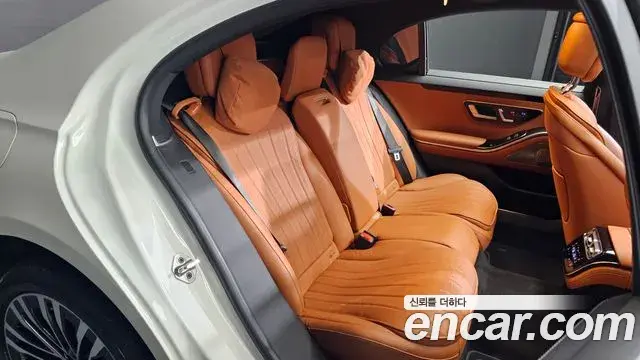 Mercedes-Benz S-Class 2022 — Фото 12/20