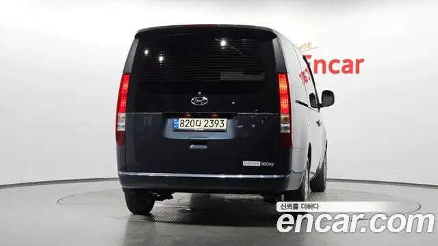 Hyundai Staria 2023 — Photo 4/20
