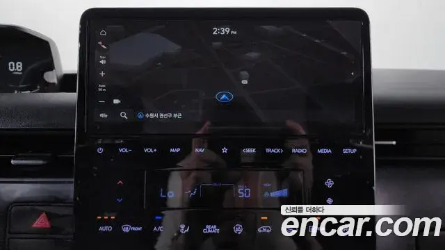 Hyundai Staria 2023 — Photo 12/20