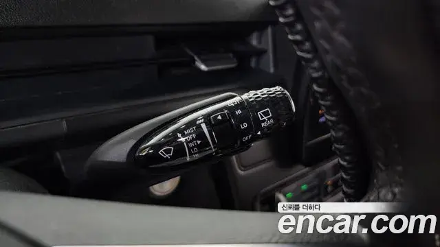 Hyundai Staria 2023 — Photo 16/20