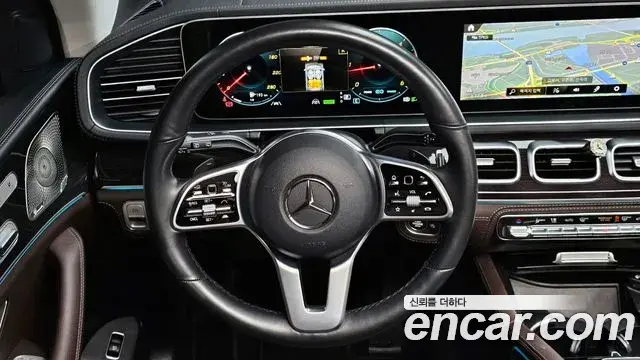 Mercedes-Benz GLE-Class 2022 — ფოტო 7/20