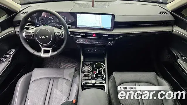 Kia K5 2025 — Şəkil 18/20