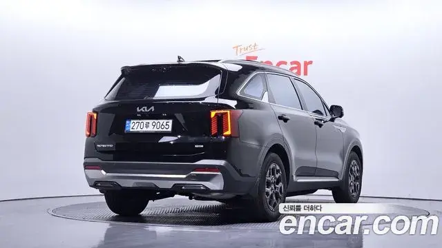 Kia Sorento 2024 — Photo 2/20