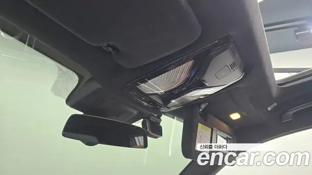 BMW X7 2020 — Photo 19/20