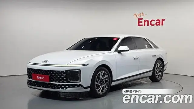 Hyundai Grandeur 2023 — Photo 1/20