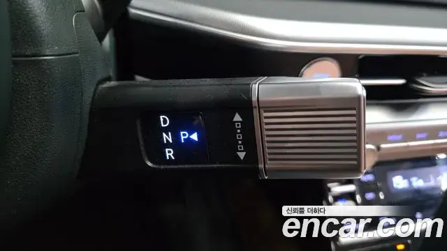Hyundai Grandeur 2023 — Photo 9/20