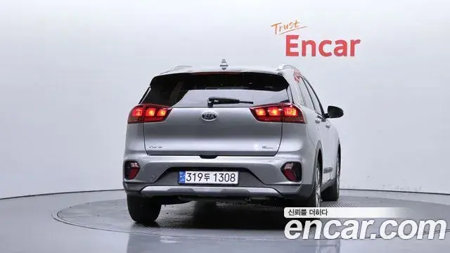 Kia Niro 2019 — Photo 4/20