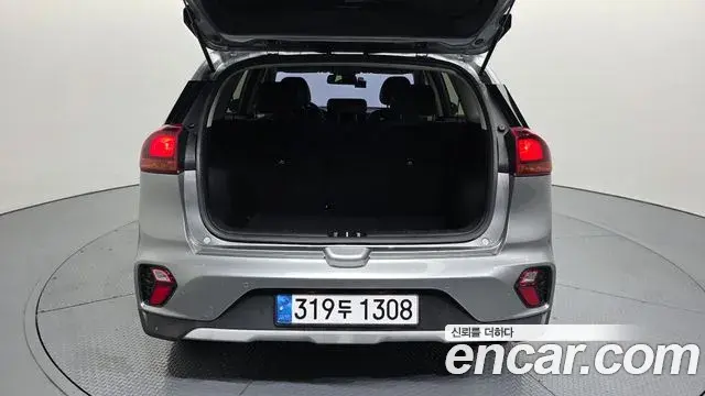 Kia Niro 2019 — Photo 16/20