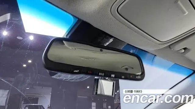 Kia Niro 2019 — Photo 18/20