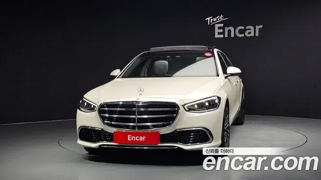 Mercedes-Benz S-Class 2022 — Photo 3/20