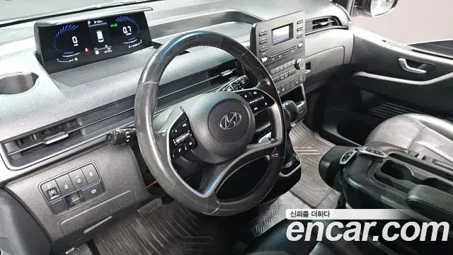 Hyundai Staria 2022 — Şəkil 13/20