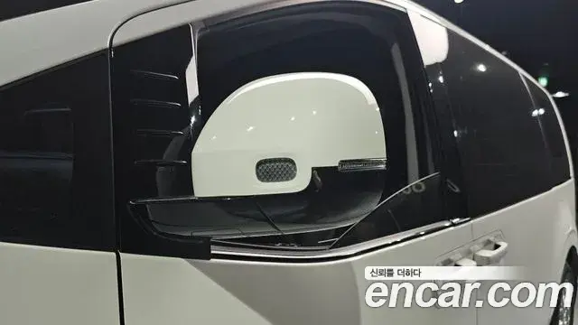 Hyundai Staria 2022 — Şəkil 19/20