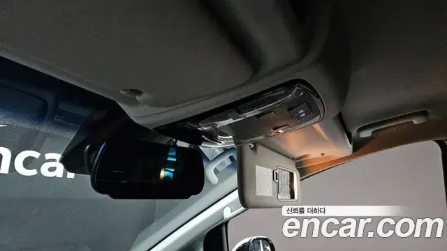 Hyundai Staria 2022 — Şəkil 20/20