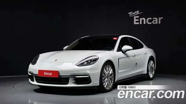 Porsche Panamera 2018 — Şəkil 14/31