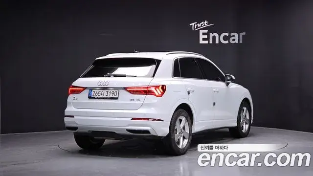 Audi Q3 2020 — Фото 2/20