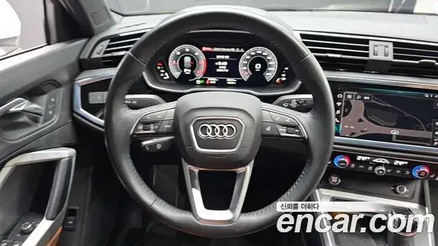 Audi Q3 2020 — Фото 12/20