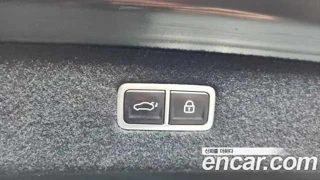 Genesis G90 2022 — ფოტო 16/34