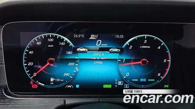 Mercedes-Benz CLS-Class 2023 — Photo 25/31